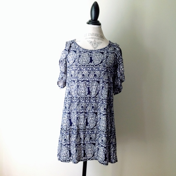 Angie | Cold Shoulder Boho Tunic Shift Mini Dress - Picture 3 of 8